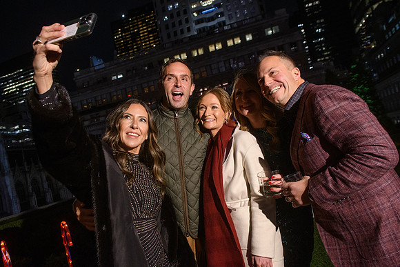 HolidayParty-7044
