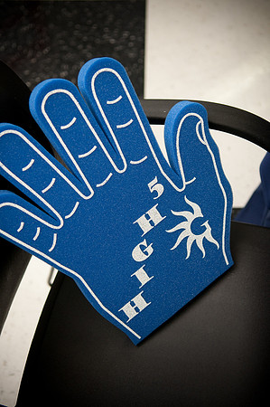 HighFiveJune-6067
